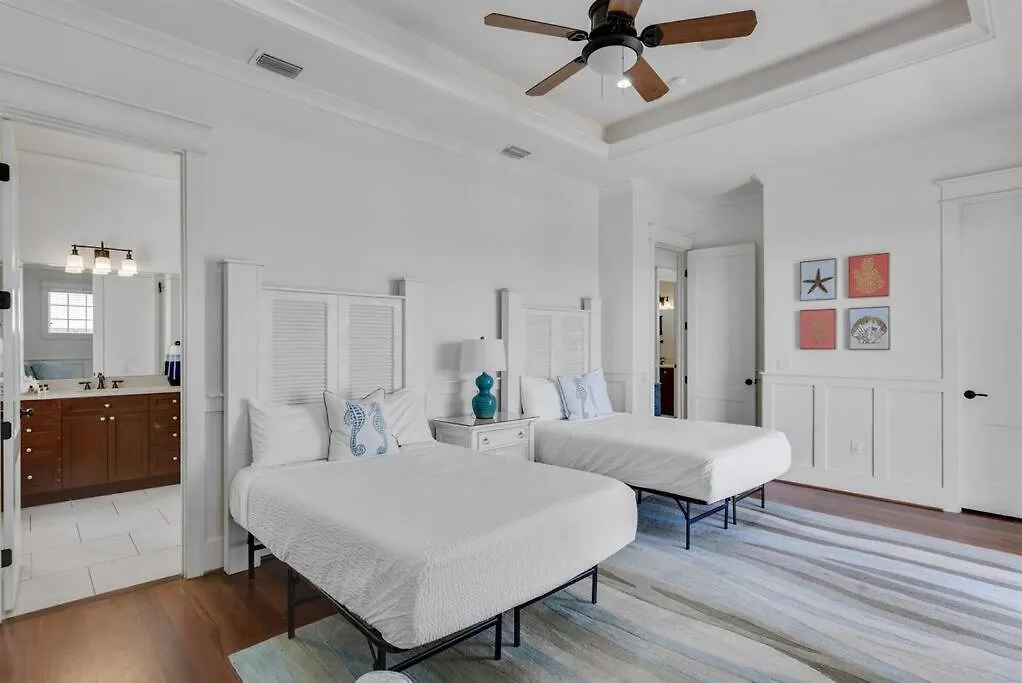 Shore Thing 4 Bedroom 5 1/2 Ba House Destin