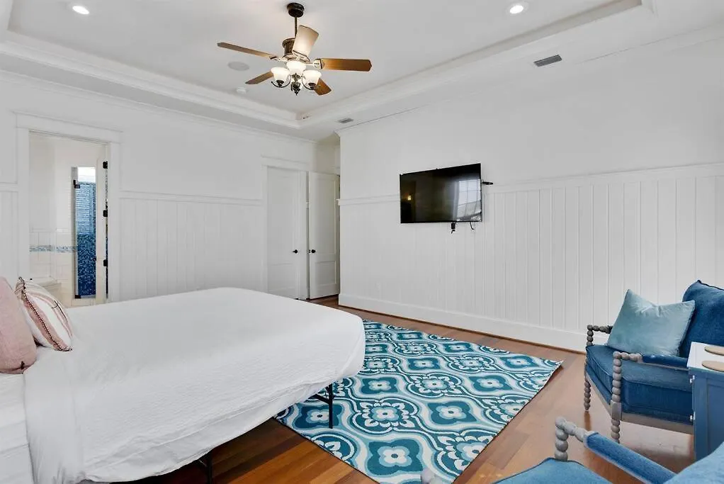 Shore Thing 4 Bedroom 5 1/2 Ba House Destin United States