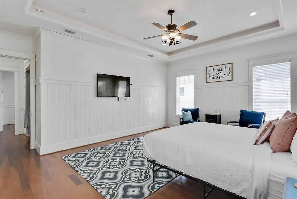 Shore Thing 4 Bedroom 5 1/2 Ba House Destin United States
