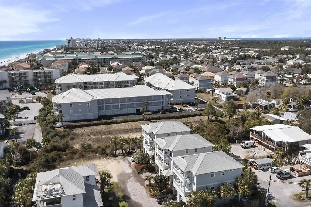 Shore Thing 4 Bedroom 5 1/2 Ba House Destin 0*,  United States
